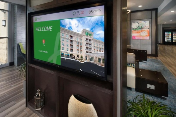 Holiday Inn & Suites Arden-Asheville Airport image 13